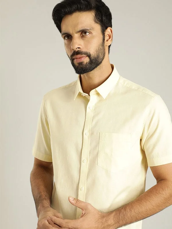 Men Solid Half Sleeve Cotton Shirt