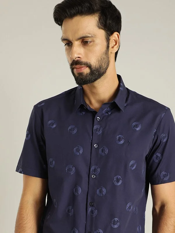 Men Solid Half Sleeve Cotton Shirt