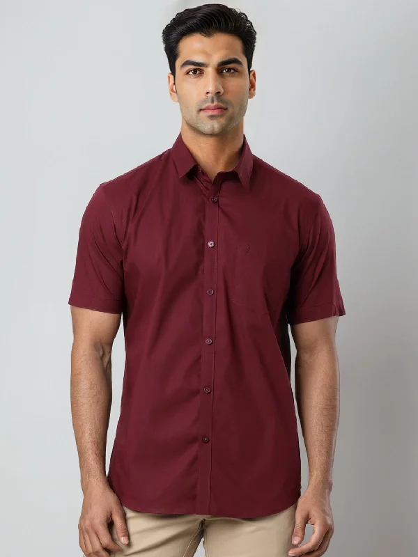 Men Solid Half Sleeve Cotton Stretch Shirt